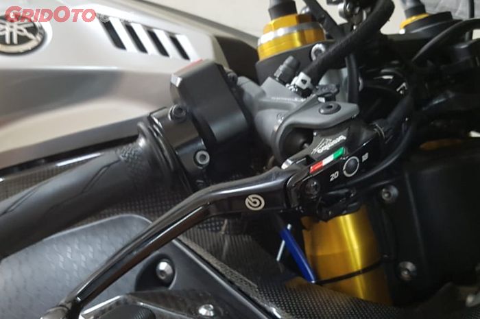 Fitur setelan di master rem Brembo