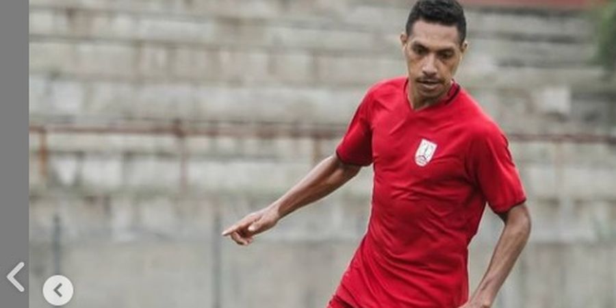 Dipukul Bek Bali United, Pemain Persis Delvin Rumbino Buka Suara