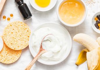 Cukup Pakai Yogurt, Simak Resep Masker DIY untuk Bantu Mengecilkan Pori-pori agar Wajah Tampak Flawless!