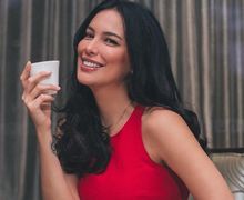 Unggah Foto Cantik Usai Olahraga, Perut Sophia Latjuba Bikin Netizen Salah Fokus