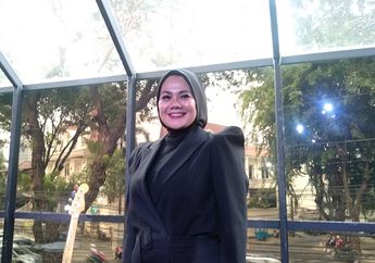 Sampai Bingung Usai Lihat Sendiri Bapaknya Selingkuh dengan Jennifer Dunn, Sarita Abdul Mukti Nasihati Sang Anak Hingga Sampaikan Hal Ini: Sakitnya Bersama!