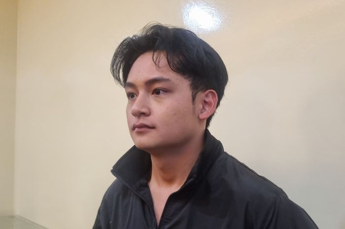 Wajah Gantengnya Sering Dibilang Mirip Artis Korea, Randy Martin ...