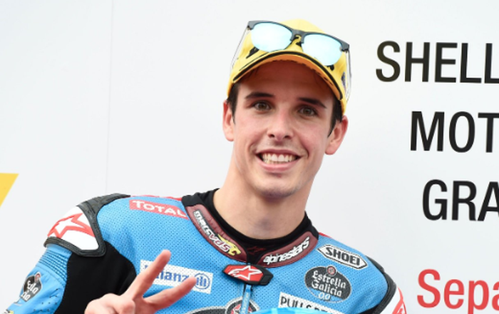 Pembalap Marc VDS, Alex Marquez, setelah meraih pole position seri balap Moto2 GP Malaysia di Sirkuit Sepang, 2 November 2019.