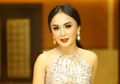 Jadi Sorotan Saat Arisan Geng Kepompong Bareng Mayangsari, Yuni Shara Tak Kalah Seksi Pakai Dress Ketat Warna Kulit!