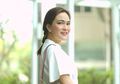 Manisnya Shandy Aulia dengan Busana Satu Set Nuansa Putih Pamer Perut Buncit yang Jadi Sorotan