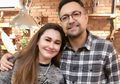 Tetap Romantis Meski 16 Tahun Menikah, Ari Sihasale Berikan Kejutan Ulang Tahun pada Nia Zulkarnaen saat Sahur