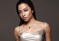 Pamer Perut Sixpack, Nikita Willy Unggah Foto Seksi Pakai Sport Bra dan Blazer