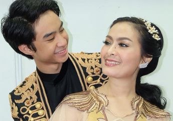 Devano Danendra Enggak Mau Jadi Pilot Tapi Jadi Penyanyi! Mama Iis Dahlia Bangga!