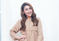 Ayu Ting Ting Dicibir Netizen Saat Pakai Tas Ratusan Juta, Netizen: Kok Nggak Keliatan Mewah?