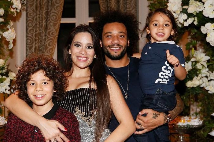 Potret keluarga bahagia Marcelo Vieira.