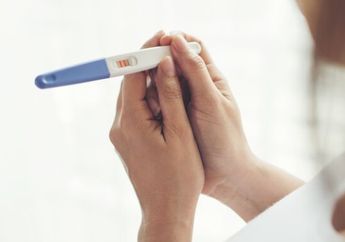 Padahal Belum Haid Setelah Melahirkan, Apakah Moms Bisa Hamil Lagi?