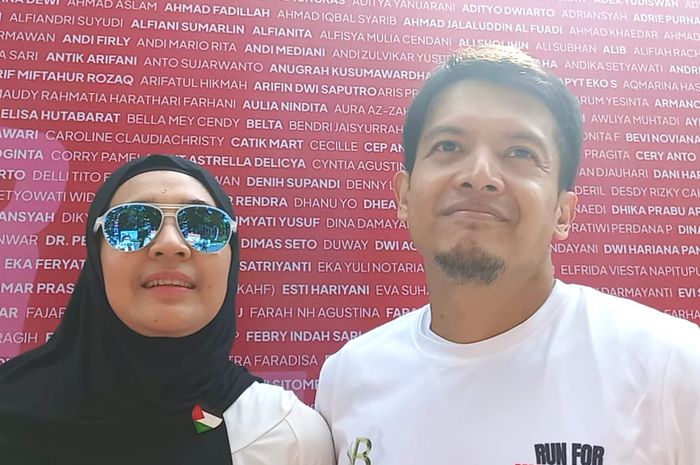 Dhini Aminarti dan Dimas Seto ditemui di kawasan Bintaro, Tangerang Selatan, Minggu (17/12/2023).
