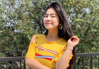 5 Gaya Modis & Elegan Felicya Angelista dengan Outfit Hitamnya!