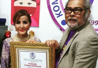 Nyawa Nyaris Melayang! Wajah Membiru Hampir di Seluruh Bagian, Pedangdut Senior Machica Mochtar Jadi Korban Tabrak Lari, Begini Kondisinya Sekarang!