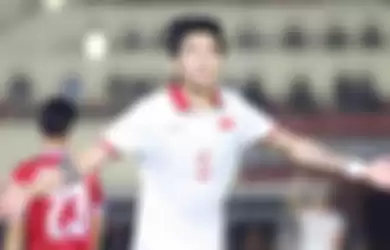 Pemain Vietnam, Doan Van Hau saat melakukan selebrasi pada laga melawan Laos di Piala AFF 2022, Rabu (21/12/2022). Doan Van Hau kembali menjadi sorotan dalam laga Timnas Indonesia vs Vietnam di Semifinal Piala AFF 2022. Ia melakukan aksi pelanggaran keras kepada penyerang Timnas Indonesia Dendy Sulistyawan.  