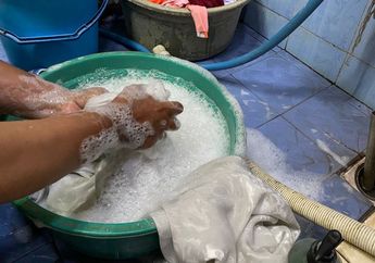 Cara Ampuh Hilangkan Noda Kuning di Pakaian, Hanya Dengan 5 Bahan Rumahan Berikut Ini!