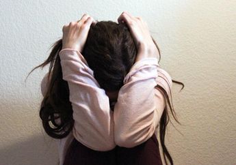 Dilabrak dan Diminta Tanggung Jawab karena Hamili Siswi SMP, Pria Paruh Baya di Gresik Justru Minta Kandungan Digugurkan, Ibu Korban: Sudah Dosa Masa Mau Ditambah Dosa Lagi!