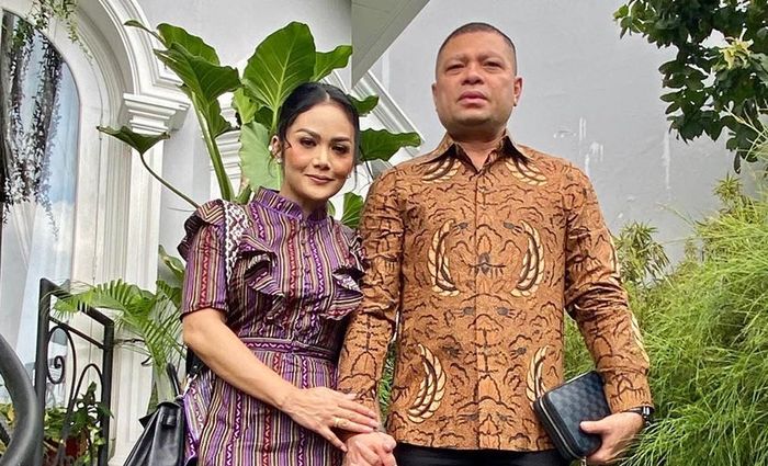 Krisdayanti dan <a href='https://medan.tribunnews.com/tag/raul-lemos' title='Raul Lemos'>Raul Lemos</a>