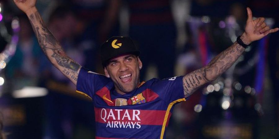 RESMI - Dani Alves Pulang ke Barcelona, Jadi Rekrutan Pertama Xavi Hernandez