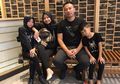 Haru, Begini Anak Vicky Prasetyo Saat Bacakan Puisi Untuknya