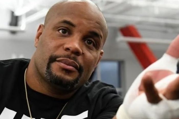 Legenda UFC, Daniel Cormier bicara soal Tyson Fury vs Jon Jones