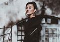 Agnez Mo Tampil Seksi Modis dengan Crop Top, Netizen: Perutnya Pasti Nggak Pernah Makan Indomie!
