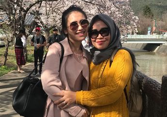 Cuma Modal Jualan Makroni Aneka Rasa, Ibunda Ayu Ting Ting Bisa Cetak Prestasi Sampai Diundang Hadiri Konferensi Wanita di Amerika Serikat