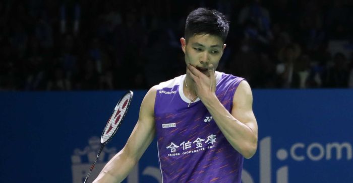 Pebulu tangkis asal Taiwan, Chou Tien Chen, tampil pada babak perempat final Indonesia Open 2019 di Istora Senayan, Jakarta, Jumat (19/7/2019).