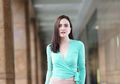 Hamil Muda, Shandy Aulia Unggah Foto Seksi Saat Olahraga Tuai Komentar Netizen: Kok Kakinya Gelap dan Keriput?