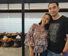 Dari Bola ke Bos Kuliner, Uniknya Restoran Padang Milenial Milik Darius Sinathrya dan Donna Agnesia