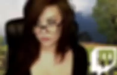 Streamer Twitch, Kaceytron.