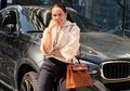 Tak Kalah dari Nikita Mirzani, Sosialita Fitri Salhuteru Kepergok Pakai Sweater Mewah Puluhan Juta, Netizen: Ginjalku Menjerit!