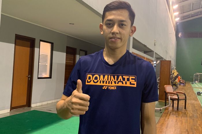 Pemain ganda putra Indonesia, Muhammad Rian Ardianto, ikut peduli dengan COVID-19 lewat kegiatan sosial yang dia galang bersama bisnis aparelnya.