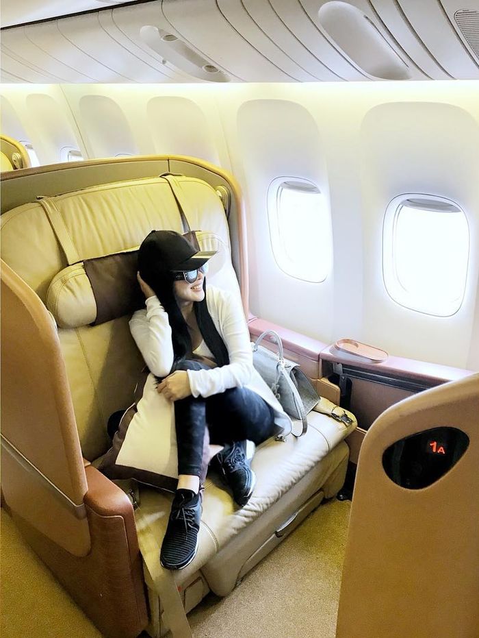 Gaya liburan ala Syahrini