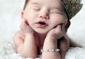 Jadi Tren, Ternyata 5 Pose Newborn Photography Ini Sangat Berbahaya!