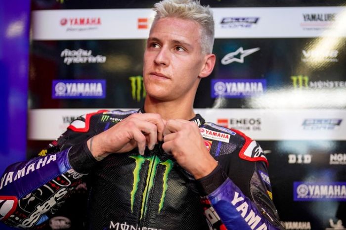 Pembalap Monster Energy Yamaha, Fabio Quartararo, saat berada pada MotoGP Qatar 2022 di Sirkuit Losail, 4-6 Maret.