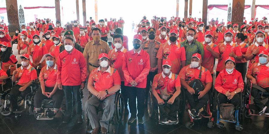 ASEAN Para Games 2022 - Pamerkan Budaya, Kontingen Indonesia Kenakan Batik Spesial pada Opening Ceremony