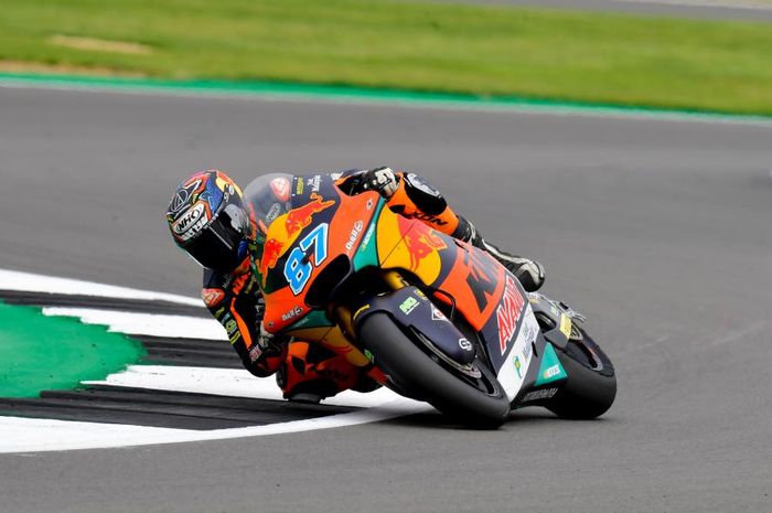 Remy Gardner menjadi pembalap tercepat jelang balap di sesi Warm up Moto2 Inggris 2021 yang digelar pada Minggu (29/08) sore ini.