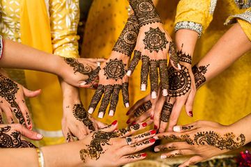 Sempat Terpikir Untuk Hiasi Tangan Dengan Henna Di Hari Ramadhan Waspada Ada Bahaya Di Balik Penggunaannya Semua Halaman Hype