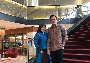 Miliki Suami Berondong, Intip Gaya Hidup Mewah Muzdalifah yang Tinggal di Rumah Bak Istana Emas