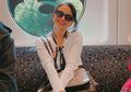 Pangling! Vanessa Angel Umbar Lekuk Tubuh Seksi dalam Balutan Mini Dress Belahan Dada Rendah ala Suster di Jepang