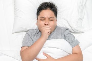 Komplikasi ISPA yang tidak diobati.
