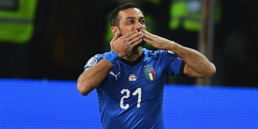 Pencetak Gol Tertua Italia Tak Akan Lupa Suporter yang Berdiri Tepuk Tangan