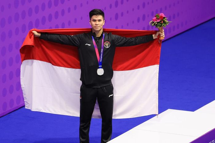 Atlet Wushu Indonesia, Edgar Xavier Marvello, berhasil meraih medali perak pada Asian Games 2022