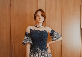 Stunning Abis! Curi Perhatian dengan 5 Ide Outfit Kondangan Ala Enzy Storia!