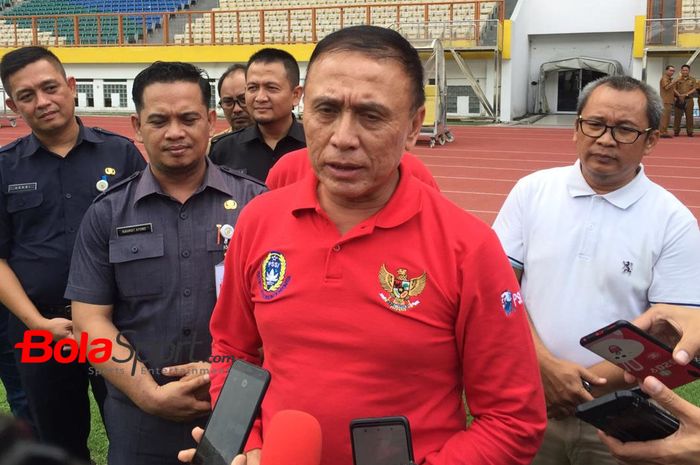 Ketua Umum PSSI, Mochamad Iriawan alias Iwan Bule, mengaku akan tetap meneruskan program menaturalisasi pemain untuk timnas Indonesia.