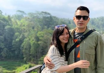 Batalkan Pernikahan Usai Peluk Agama Suami, Ayah Artis Cantik Ini Ngaku Lebih Restui Anaknya dengan Dude Herlino