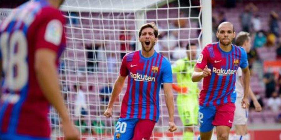 Suporter Barcelona Masih Pakai Baju Lionel Messi, 1 Gol Ubah Nama yang Diteriakkan di Camp Nou