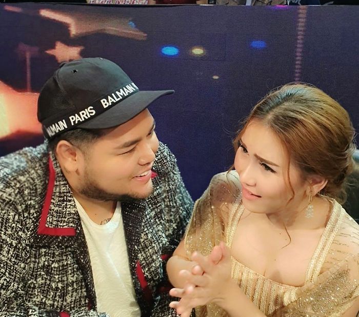 Status Nikah Sirinya dengan Ivan Gunawan Terbongkar Depan Kamera, Ayu