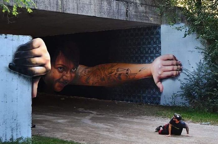 Keren, Seniman Ini Gunakan Sampah untuk Membuat Patung Hewan! Hasilnya